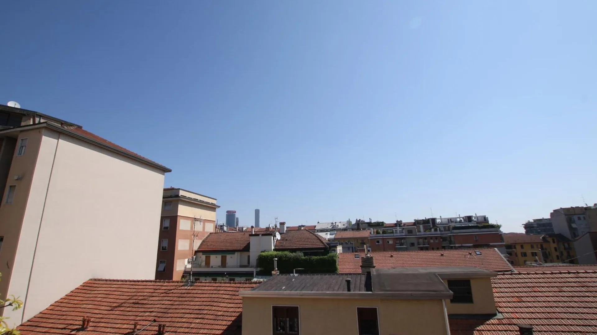 Caccialepori, Luminoso E Comodissimo Con Ac E Lift Μιλάνο 0*,  Ιταλία